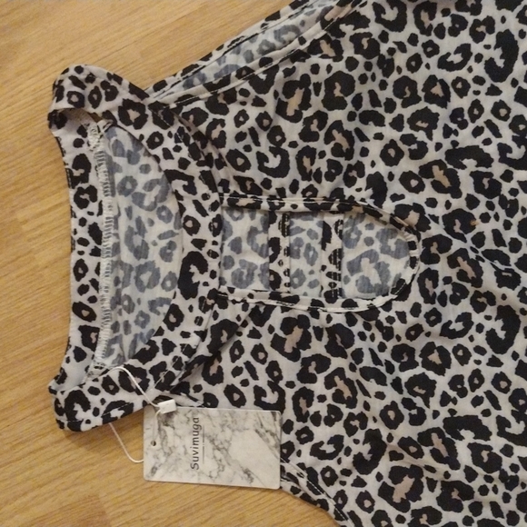 Suvimuga Top - Picture 3 of 3